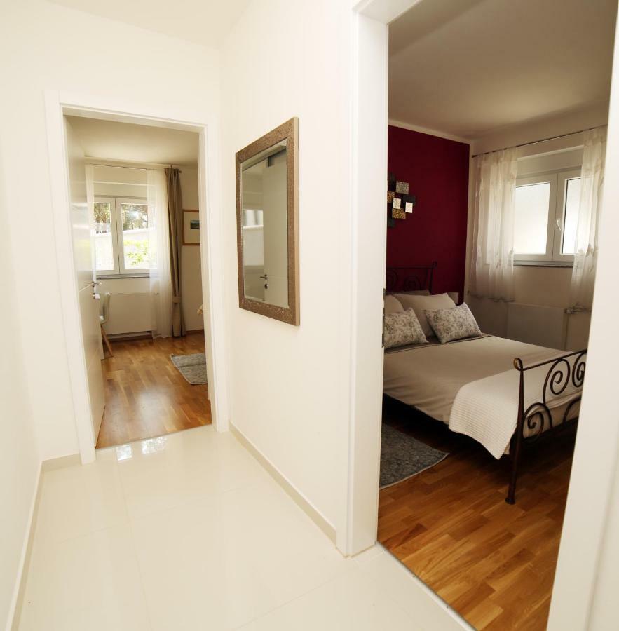 Apartman Nebo プーラ エクステリア 写真