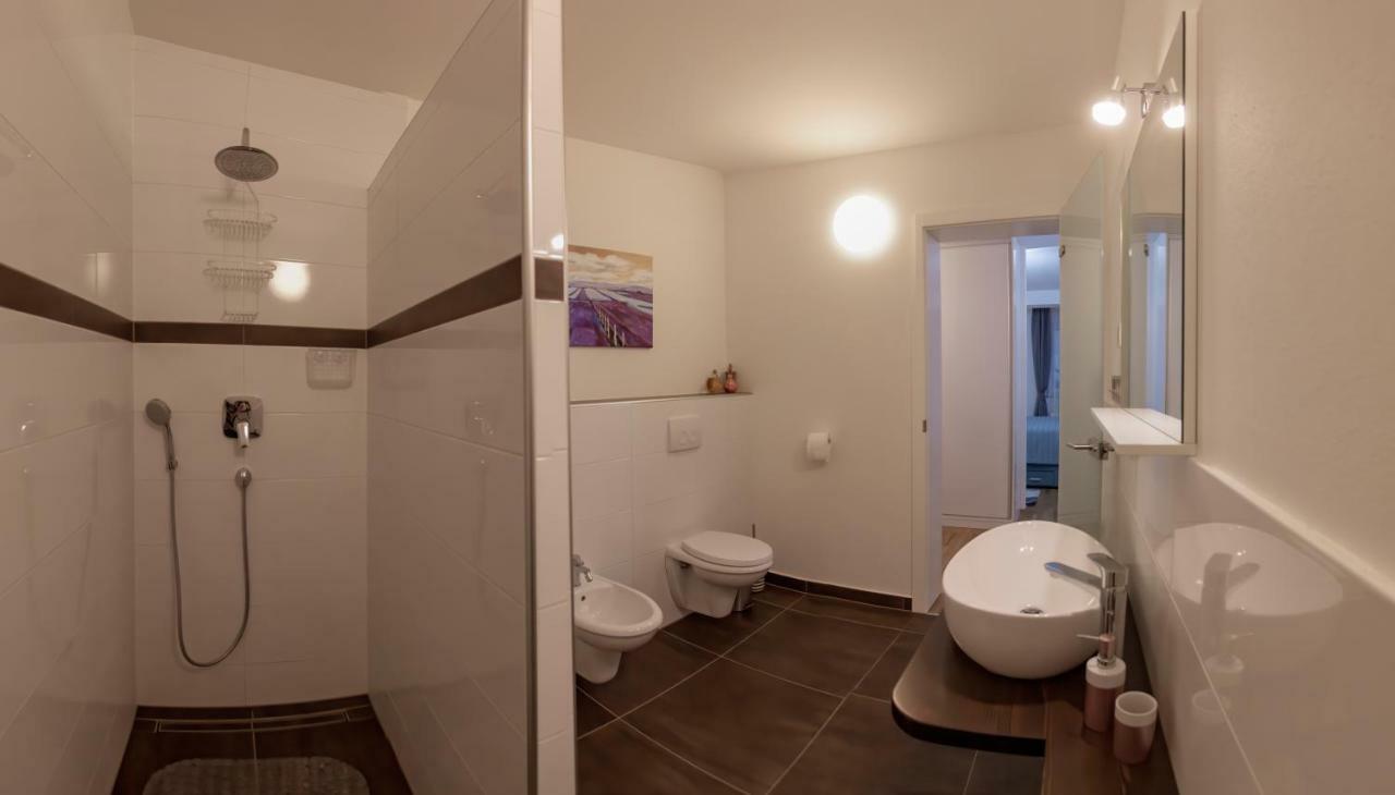 Apartman Nebo プーラ エクステリア 写真